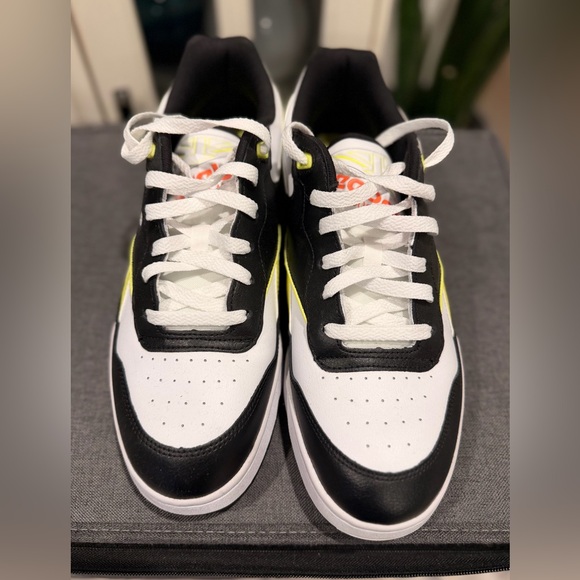 🌶️ NWOT Reebok BB 4000 II Men’s Basketball Shoes. Size 10 - Picture 2 of 5